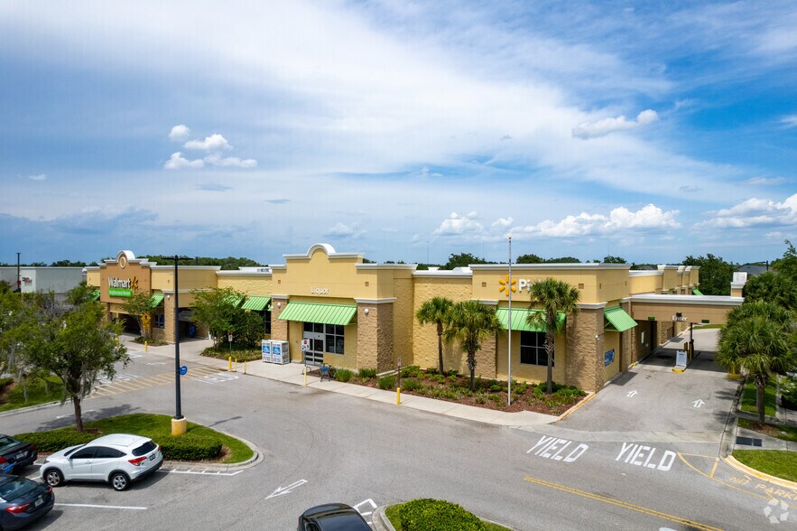 More Photos Of 401-457 S Avalon Park Blvd, Orlando Unknown For Lease
