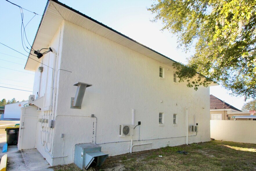 More Photos Of 610 Dundee Rd, Dundee Storefront Retail Residential For Sale