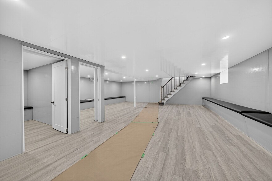 More Photos Of 50 Earl St, Hamilton Daycare Center For Sale