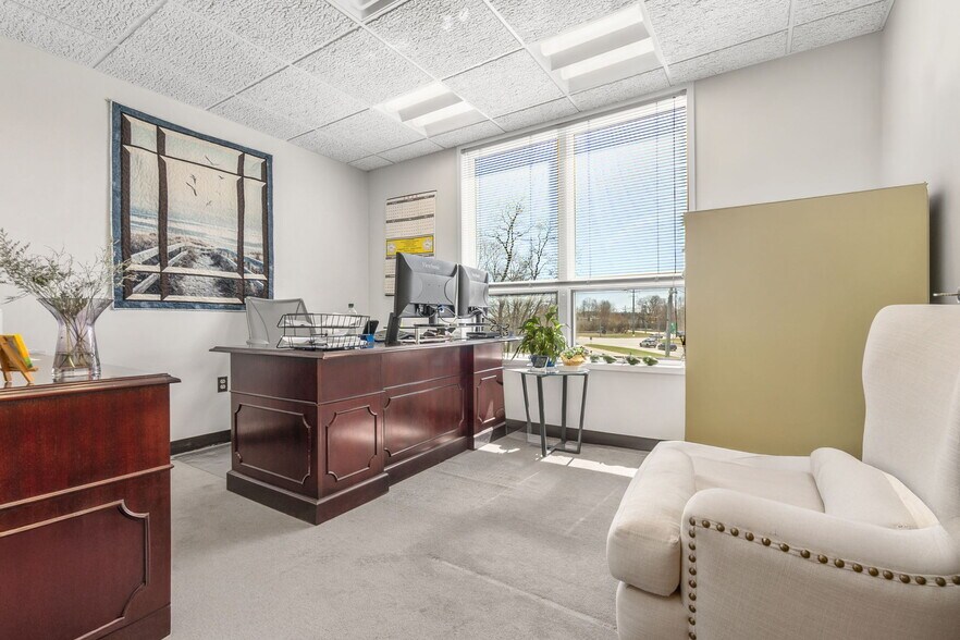 More Photos Of 491 Maple St, Danvers Office For Sale