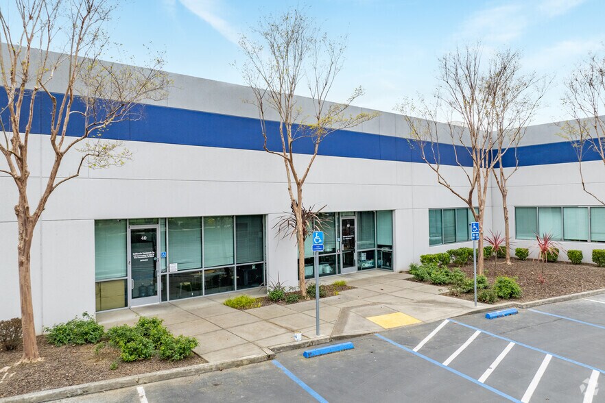 More Photos Of 840 Embarcadero Dr, West Sacramento Warehouse For Lease
