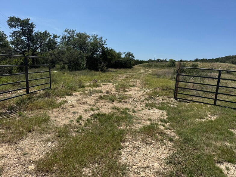 More Photos Of 00 US 290 w, Dripping Springs Land For Lease