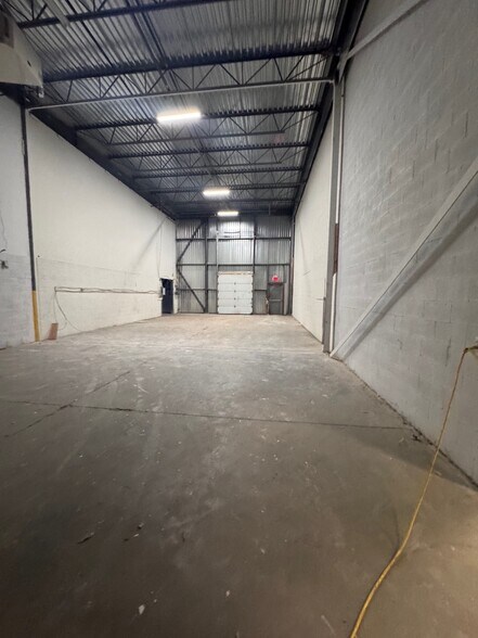 More Photos Of 1330 Rue Louis-Marchand, Beloeil Warehouse For Sale