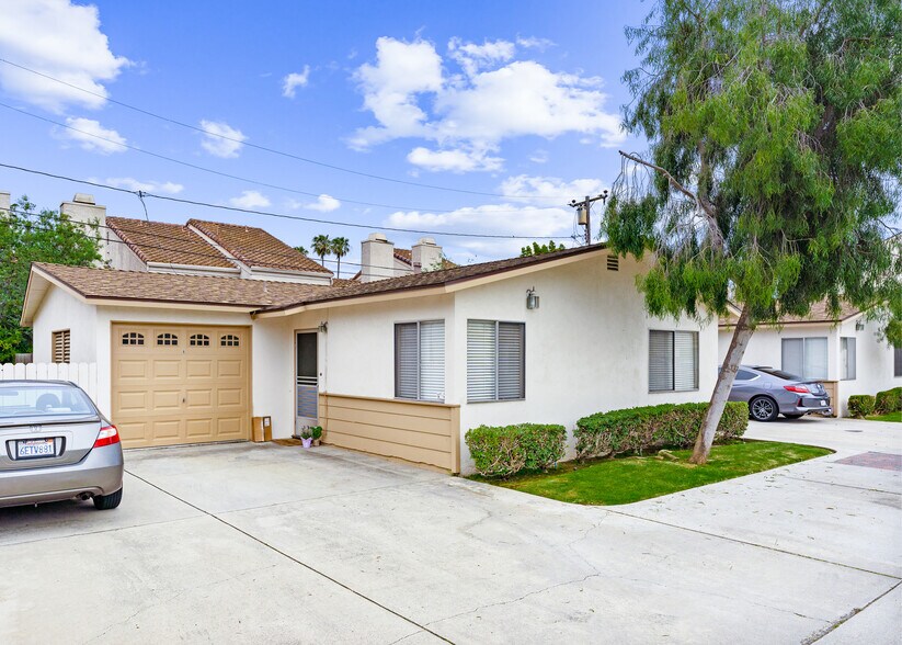 More Photos Of 553-555 Victoria St, Costa Mesa Apartments For Sale