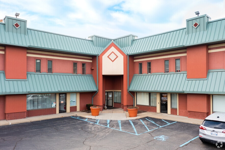 More Photos Of 42171-42247 Ann Arbor Rd E, Plymouth Unknown For Lease