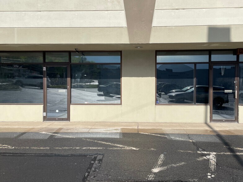 More Photos Of 120 Laurel Plz, Pittston Unknown For Lease