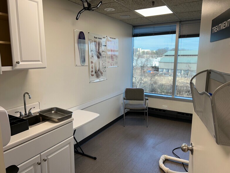 More Photos Of 2 Sears Dr, Paramus Medical For Sale