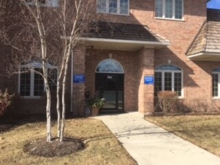 More Photos Of 1880 W Winchester Rd, Libertyville Medical For Sale