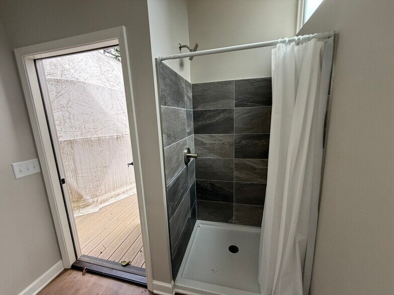More Photos Of 1105 Fall Creek Rd, Purlear Specialty For Sale
