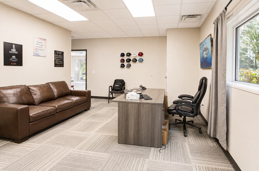 More Photos Of 165 Coile Dr, Athens Light Manufacturing For Sale
