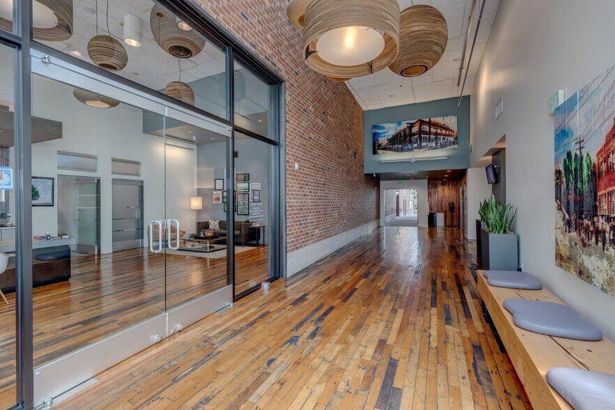 More Photos Of 1280 Harrison St, Seattle Apartments For Lease