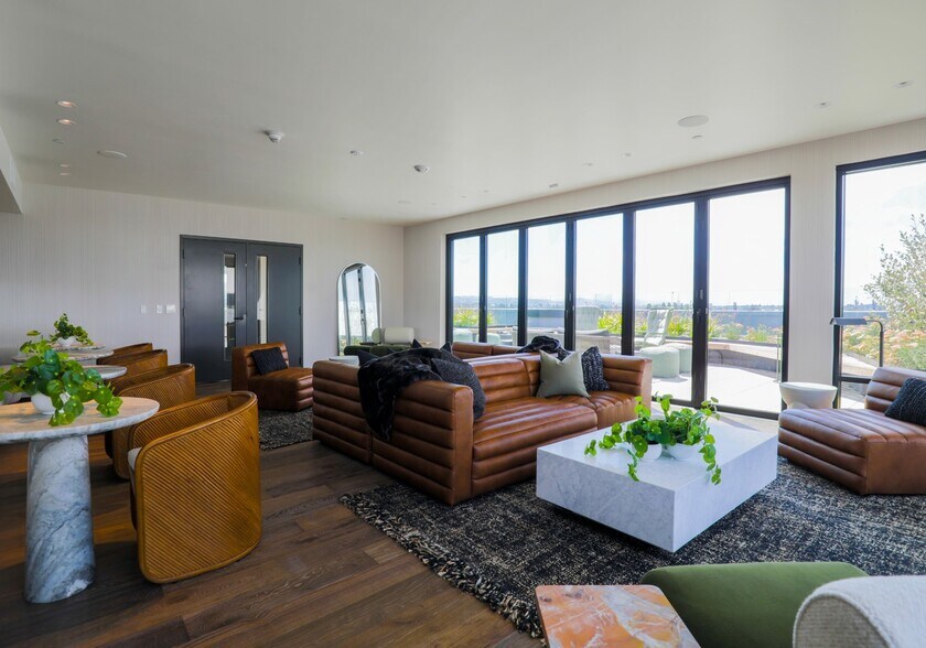 More Photos Of 219 9th Ave, Oakland Apartments For Lease