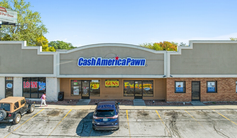 More Photos Of 503-559 S Reynolds Rd, Toledo Freestanding For Sale