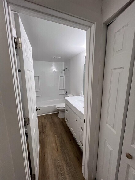 More Photos Of 10443 17th Ave SW, Seattle Multifamily For Sale