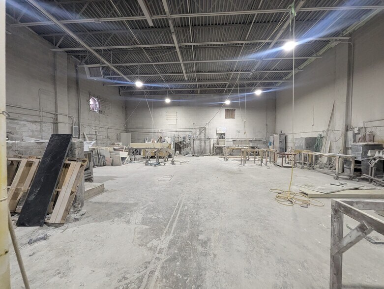 More Photos Of 111 Spencer St, Brooklyn Warehouse For Sale