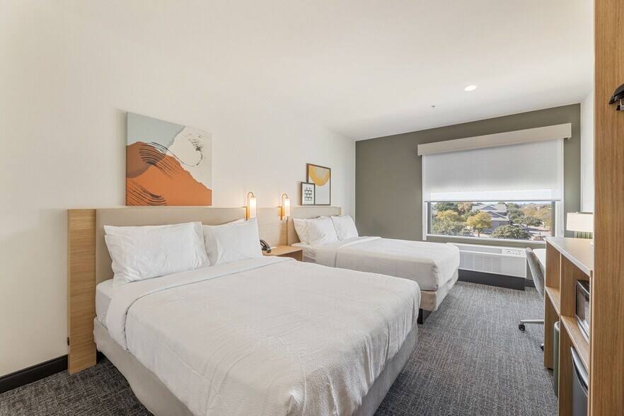 More Photos Of 5356 Roan Rd, Garland Hotel For Sale