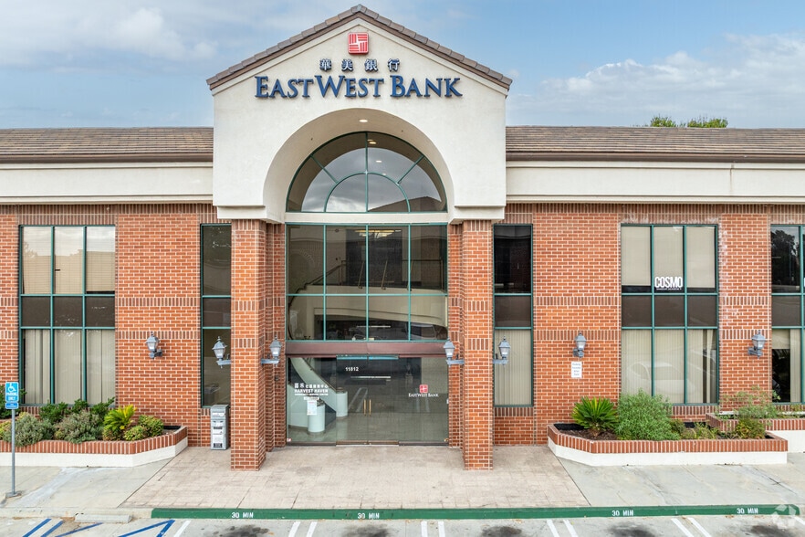 More Photos Of 11812-11824 South st, Cerritos General Retail For Lease