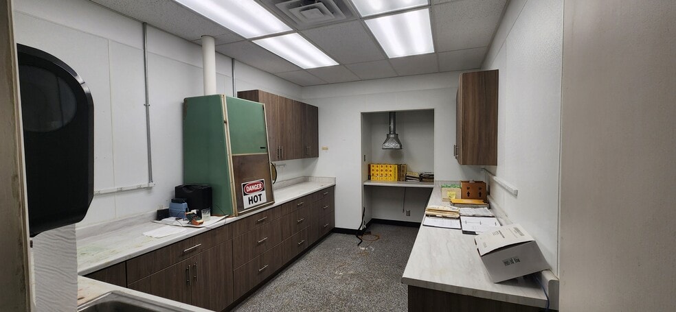 More Photos Of 65 W Century Park Way, South Salt Lake Research And Development For Sale