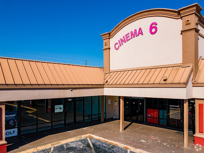 More Photos Of 9426-9524 US Highway 19 N, Port Richey Unknown For Lease