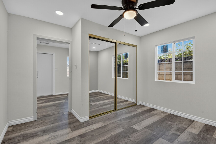 More Photos Of 400 N Hayes Ave, Oxnard Multifamily For Sale