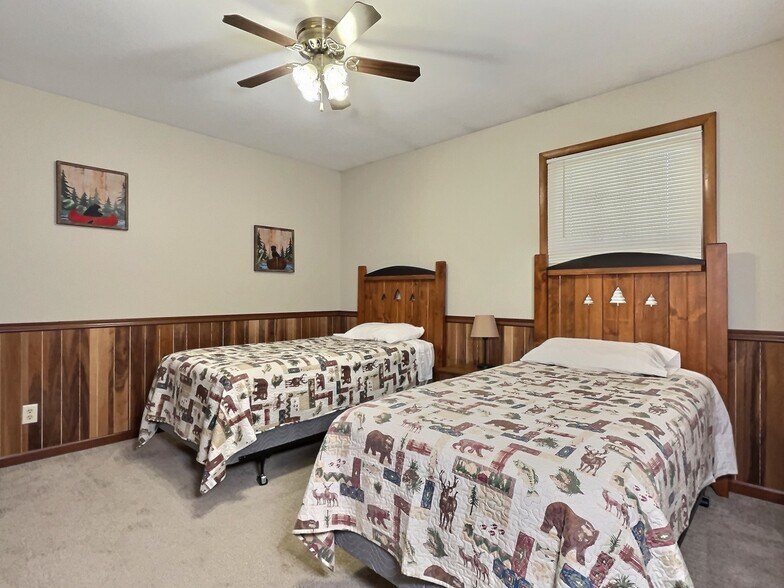 More Photos Of 8475 Hillcrest Ln, Saint Germain Hotel For Sale