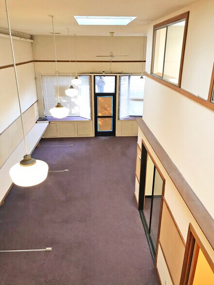 More Photos Of 1921-1925 Martin Luther King Jr Way, Berkeley Storefront Retail Office For Lease