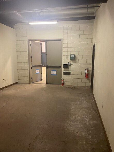 More Photos Of 540 National Ave, Tahoe Vista Manufacturing For Lease