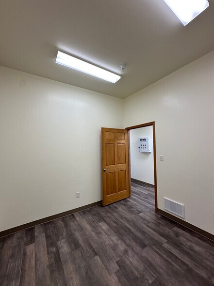 More Photos Of 6224 Tonkawa Trl, Casper Warehouse For Lease