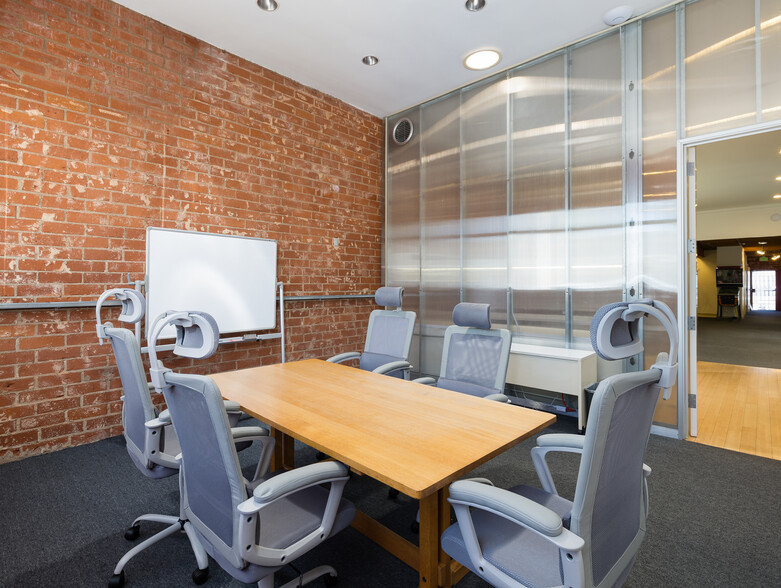 More Photos Of 1424 Marcelina Ave, Torrance Freestanding For Lease