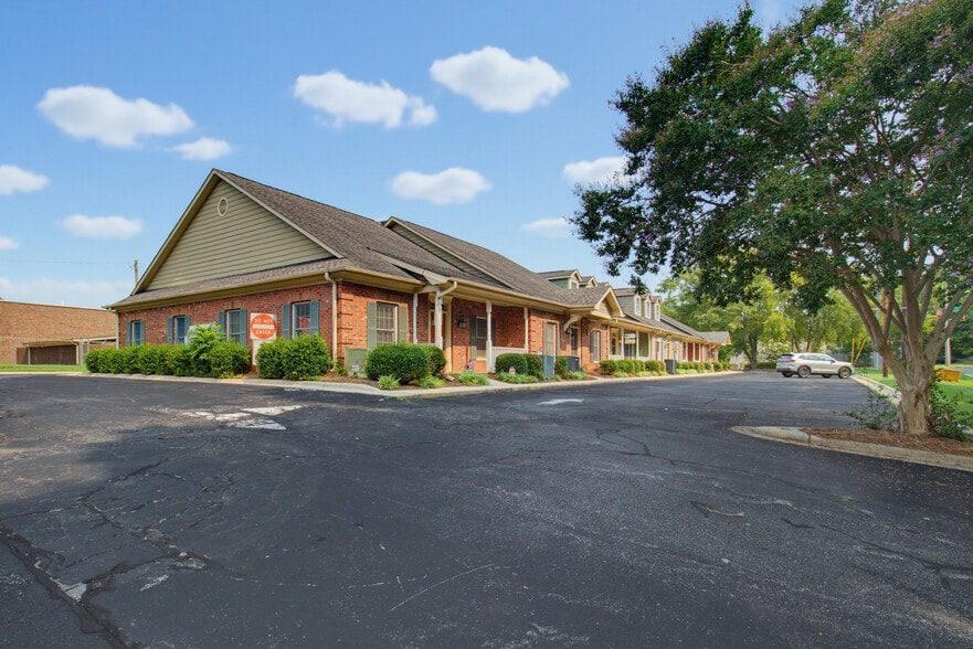 More Photos Of 701 W Main St, Jamestown Office For Sale
