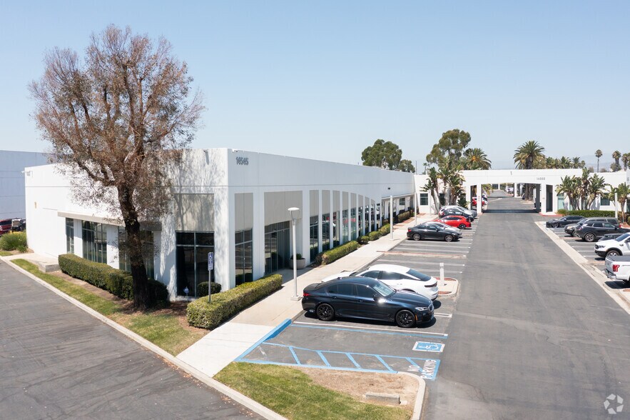 More Photos Of 14525 Valley View Ave, Santa Fe Springs Unknown For Lease