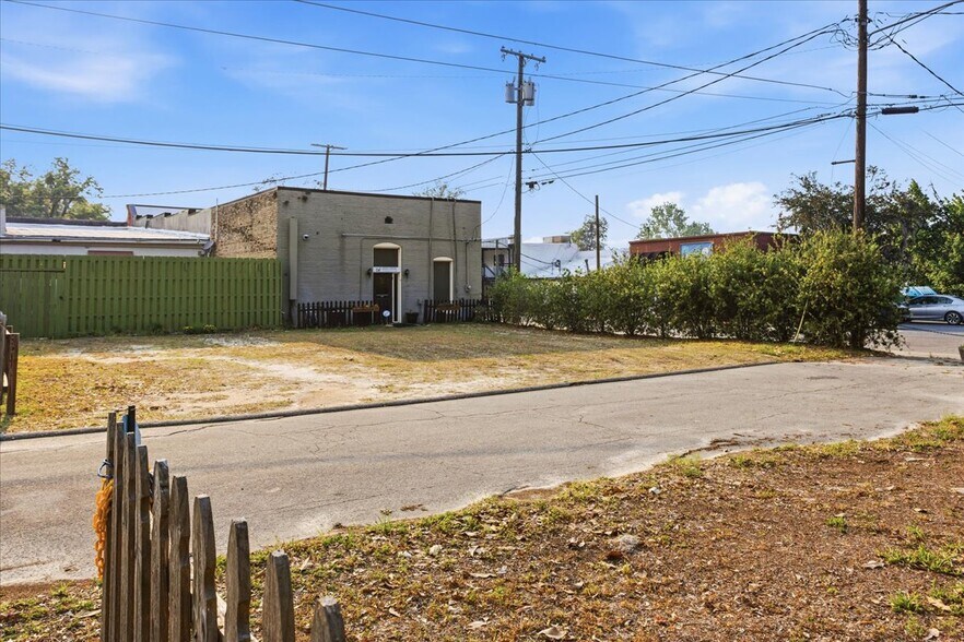 More Photos Of 14827 Main St, Alachua Storefront Retail Office For Sale