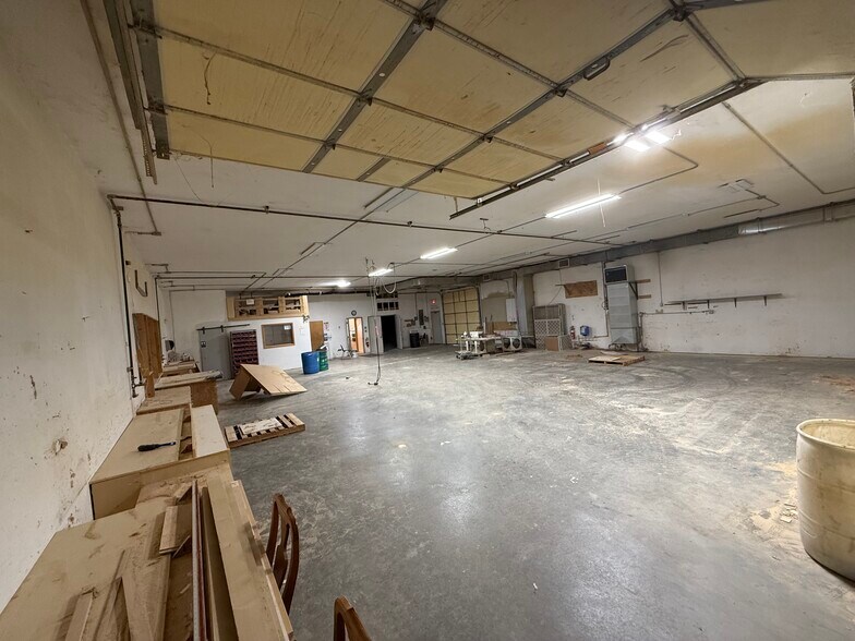 More Photos Of 1225 22nd Ave, Fulton Industrial For Sale