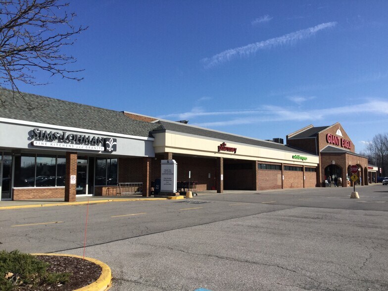 More Photos Of 375-409 Lear Rd, Avon Lake Unknown For Lease