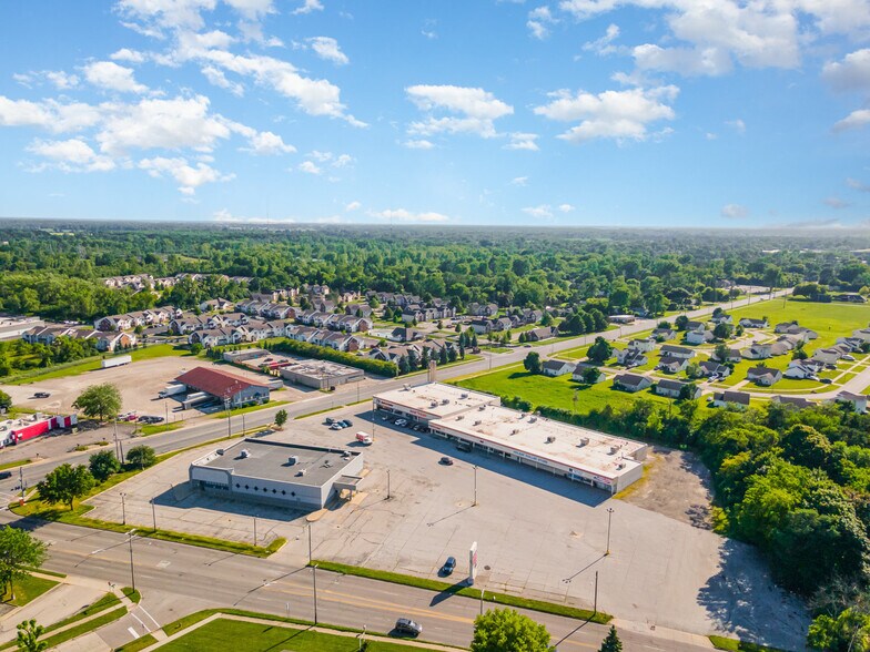 More Photos Of 3405-3419 E Genesee Ave, Saginaw Unknown For Lease