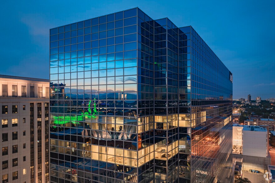 More Photos Of 1290 Broadway, Denver Office For Lease