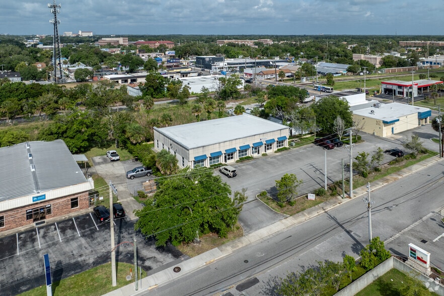 More Photos Of 122 S Segrave St, Daytona Beach Office For Sale