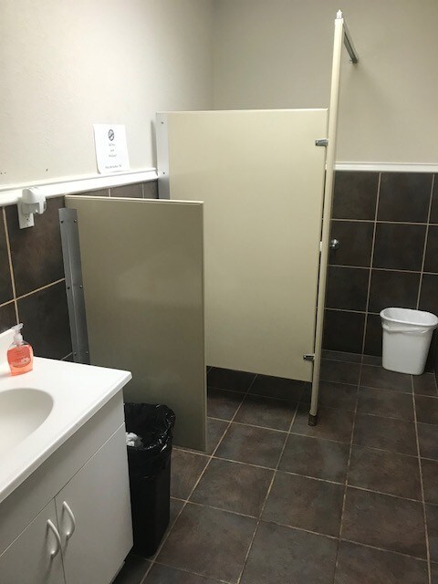 More Photos Of 11227 N Stemmons Fwy, Dallas Office Residential For Sale