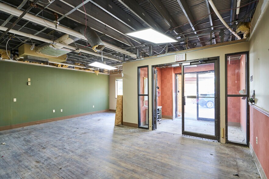 More Photos Of 16231 Broadway Ave, Maple Heights Assisted Living For Sale