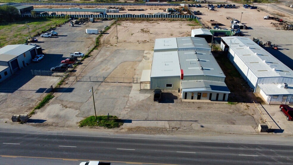 More Photos Of 2306 Garden City Hwy, Midland Warehouse For Sale