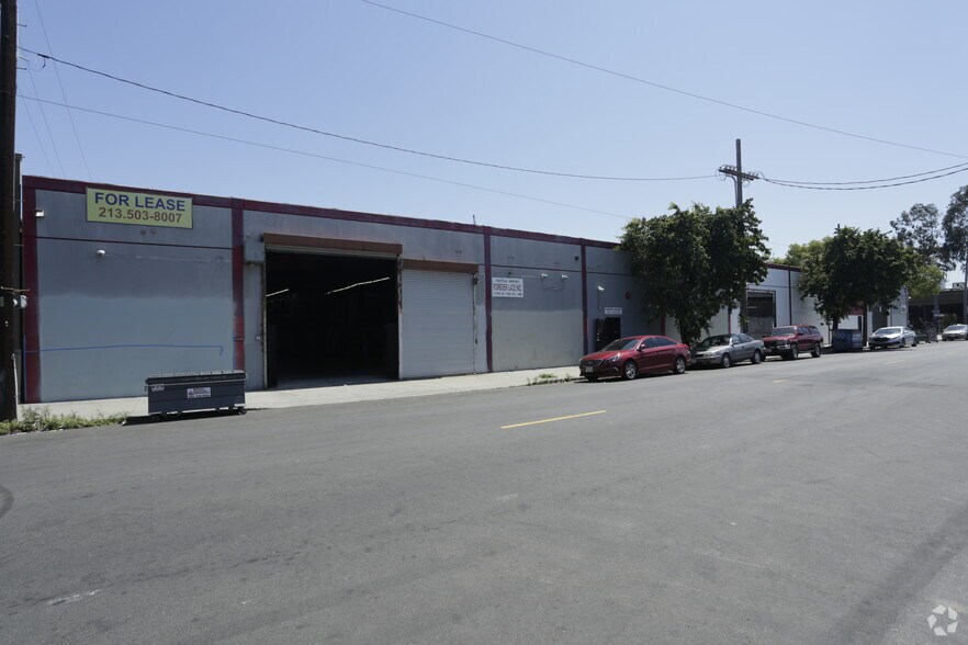 More Photos Of 1101 E 16th St, Los Angeles Warehouse For Lease