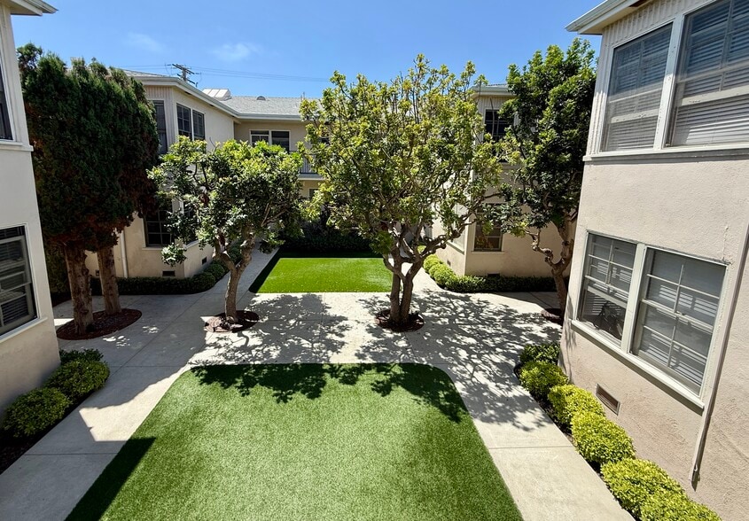 More Photos Of 228 Idaho Ave, Santa Monica Apartments For Sale