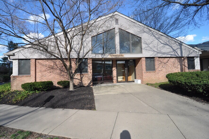 More Photos Of 360 Middletown Blvd, Langhorne Medical For Sale