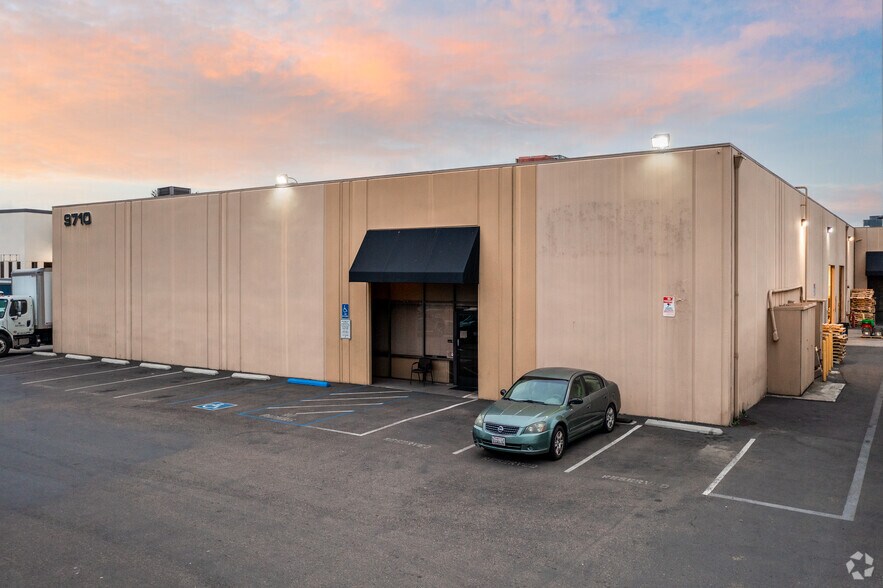 More Photos Of 9710-9712 Distribution Ave, San Diego Distribution For Lease