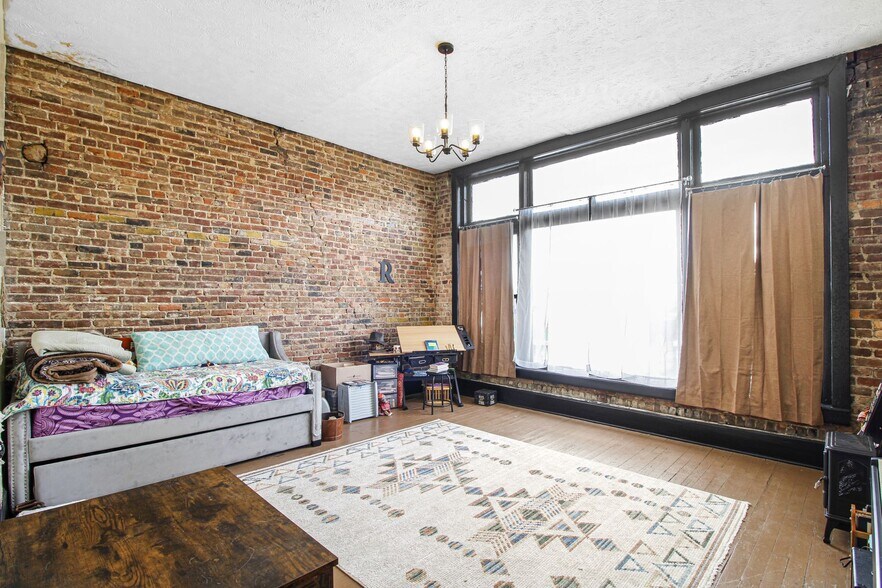 More Photos Of 111 Water St, Horse Cave Storefront For Sale