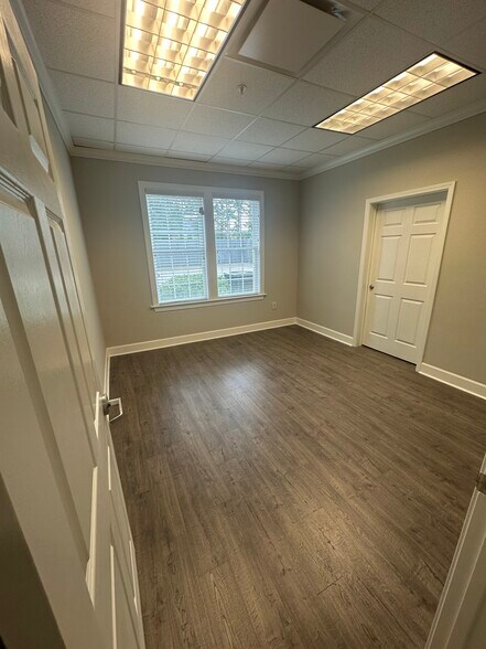 More Photos Of 1830 Peachtree Pky, Cumming Medical For Lease