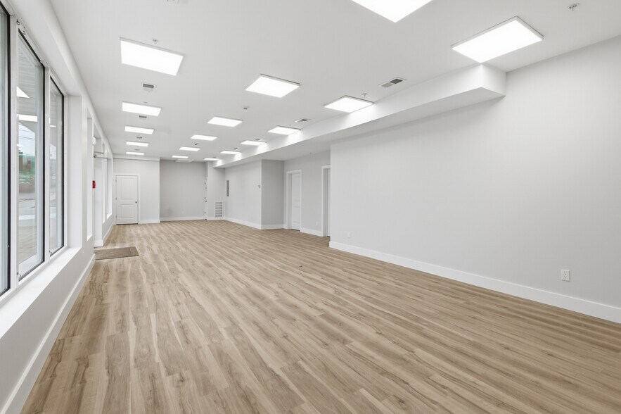 More Photos Of 292 Main St, Nyack Office For Lease