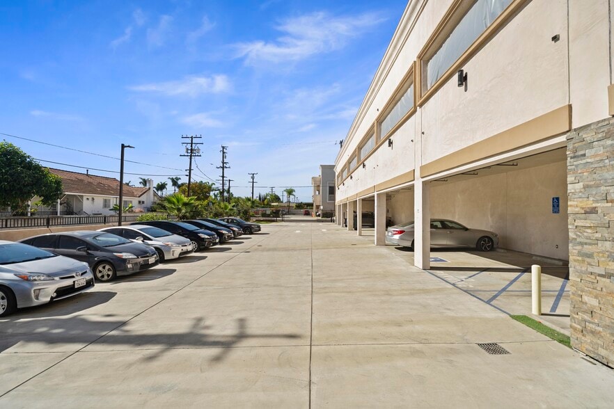 More Photos Of 9400 Valley Blvd, Rosemead Storefront For Lease
