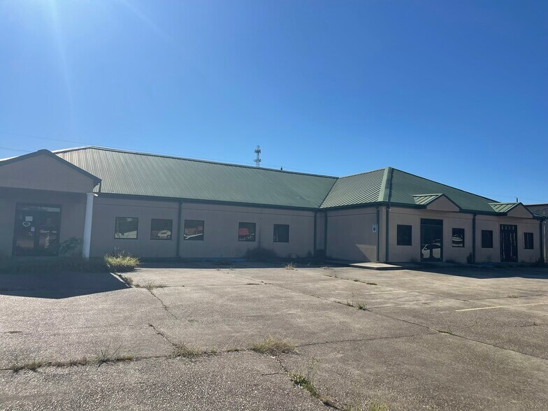 More Photos Of 25073 Highway 1, Plaquemine Medical For Sale