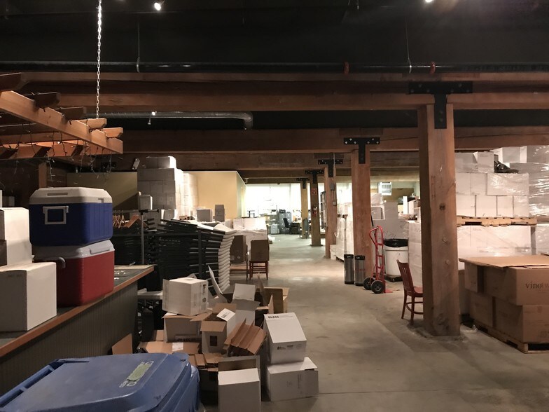 More Photos Of 13 Railroad St, Hood River Winery Vineyard For Lease